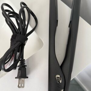 T3 Black Hair Straightener